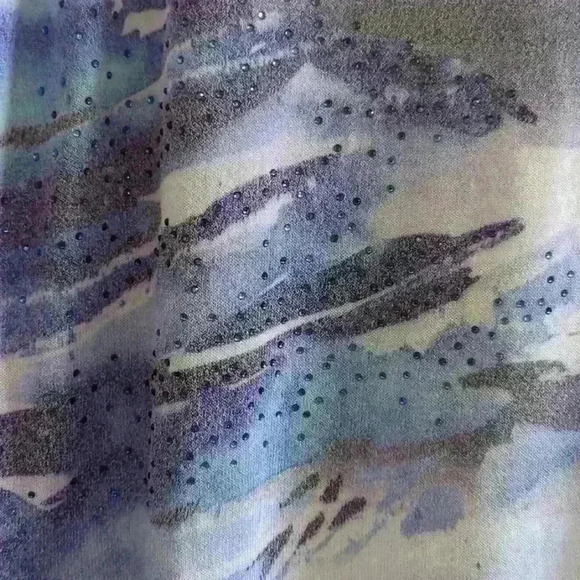 ALISON SHERI | Women's Watercolor Beach Scene Short Sleeved Knitted Top - Picture 2 of 4